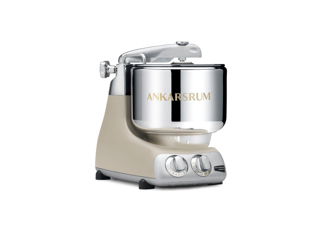 An Ankarsrum Assistent original in color Harmony Beige against a white background.