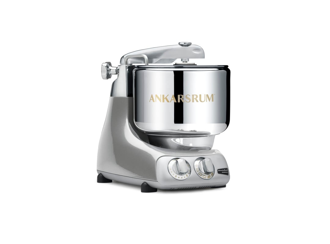 An Ankarsrum Assistent Original in color Jubilee Silver on a white background.