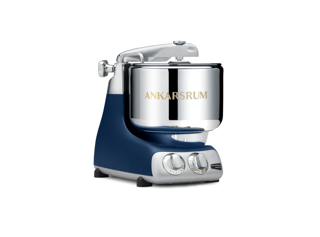 An Ankarsrum Assistent Original in color Royal blue on a white background.