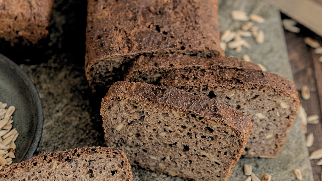 Recept på Dansk rugbrød - Ankarsrum Denmark