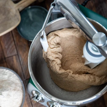 Kneading dough with Ankarsrum