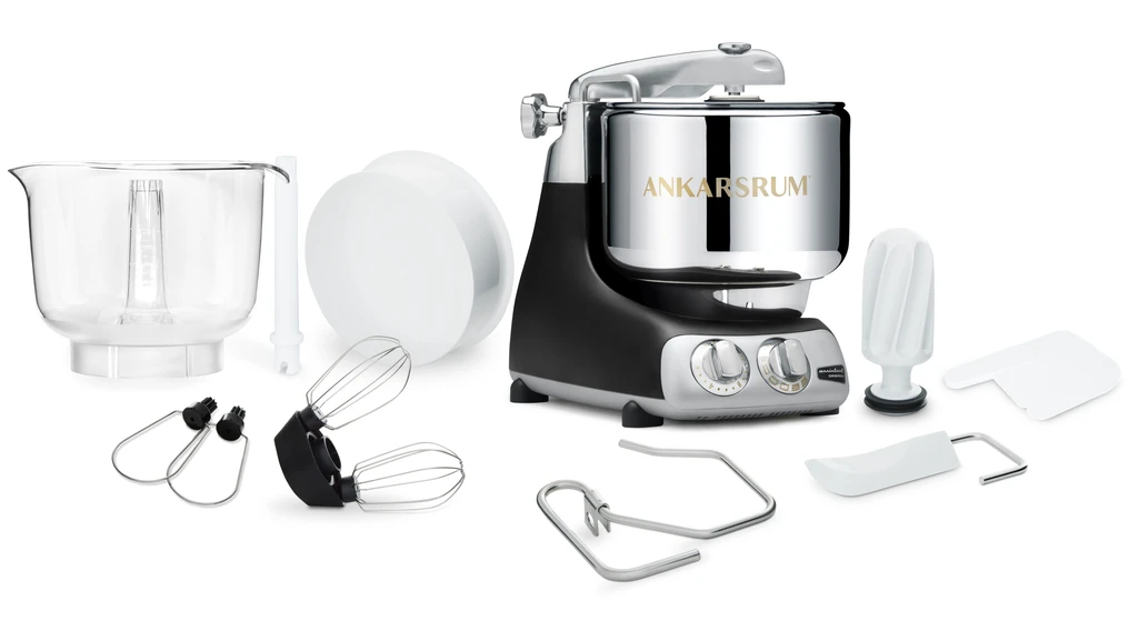 Ankarsrum Assistent Basic Package, including various attachments.