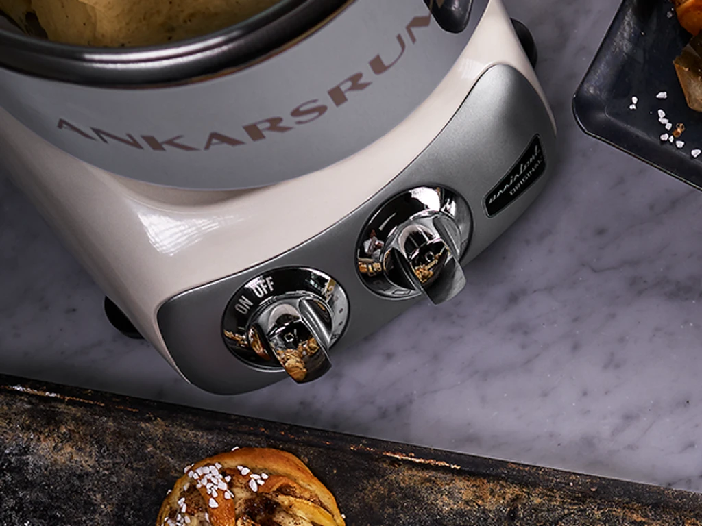 Baka med Ankarsrum assistent