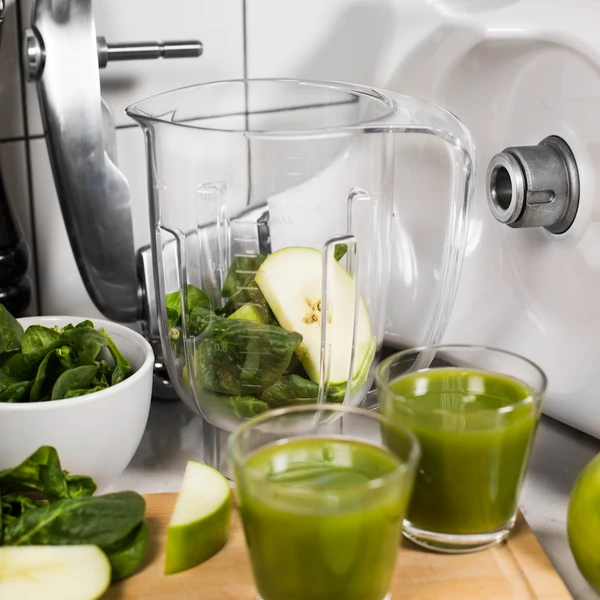 Boost your day! Make your own smoothie with Ankarsrum Blender. 