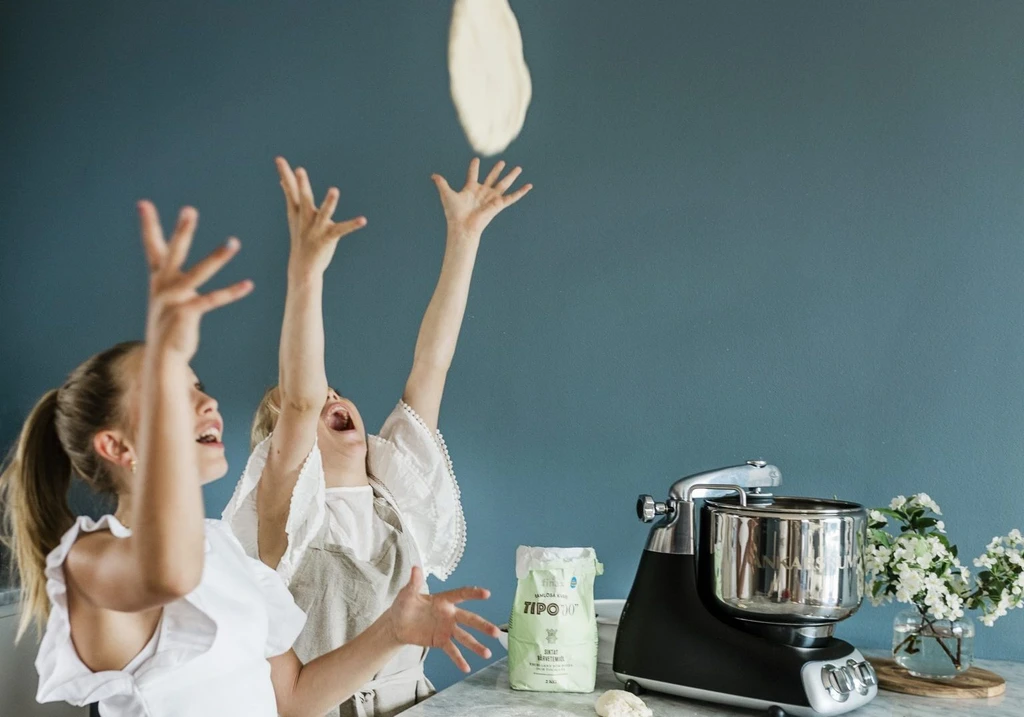 Kids baking with Ankarsrum stand mixer